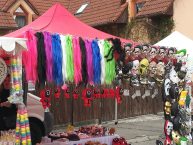 Stánkari predávali všakovaký tovar